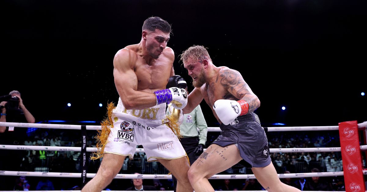 Tommy Fury looks miserable at Tyson Fury fight following Molly-Mae